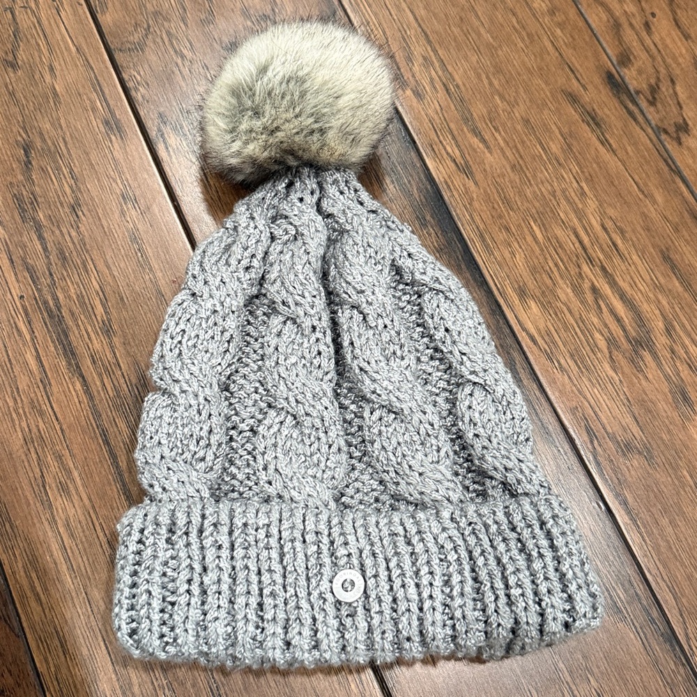 Kooringal Australia grey pom pom beanie